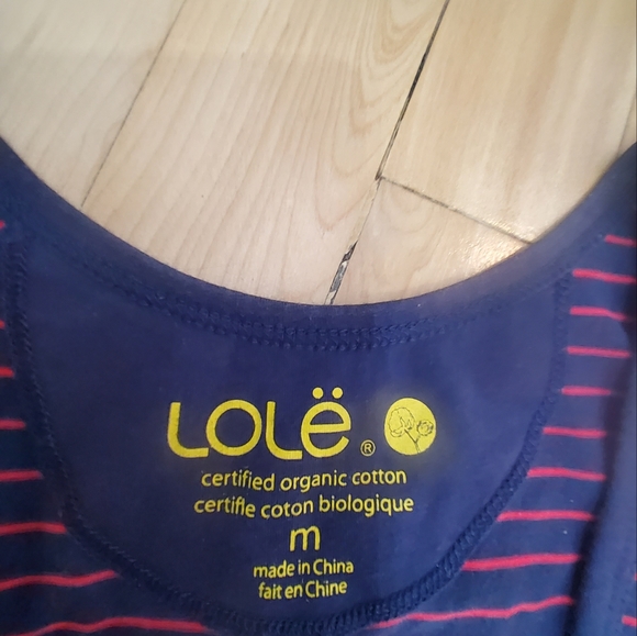 LOLE top - Picture 3 of 3